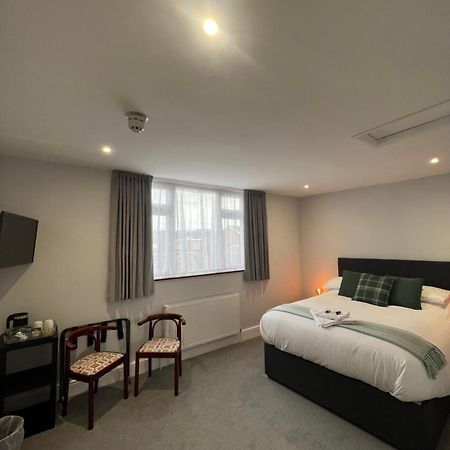 Brynhyfryd Guest House 卡迪根 外观 照片